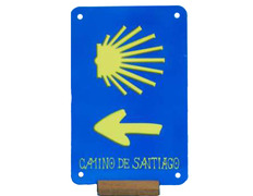 Chapa Camino de Santiago con pie de madera